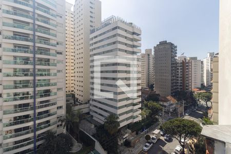 Apartamento à venda com 220m², 4 quartos e 3 vagas Apartamento à venda com 220m², 4 quartos e 3 vagasVista da Varanda da Sala