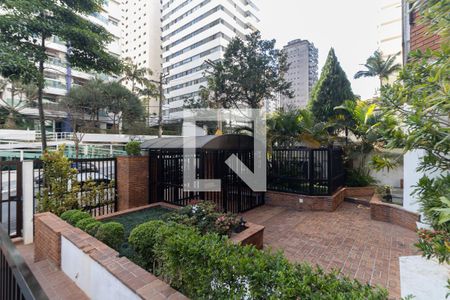 Apartamento à venda com 220m², 4 quartos e 3 vagas Apartamento à venda com 220m², 4 quartos e 3 vagasJardim