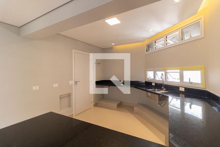 Apartamento à venda com 220m², 4 quartos e 3 vagas Apartamento à venda com 220m², 4 quartos e 3 vagasCozinha