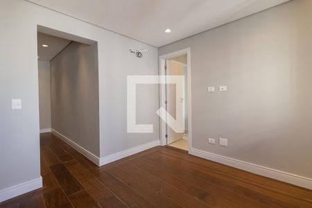 Apartamento à venda com 220m², 4 quartos e 3 vagas Apartamento à venda com 220m², 4 quartos e 3 vagasSuíte 2