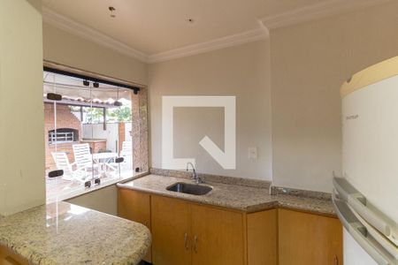 Apartamento à venda com 220m², 4 quartos e 3 vagas Apartamento à venda com 220m², 4 quartos e 3 vagasSalão de Festas