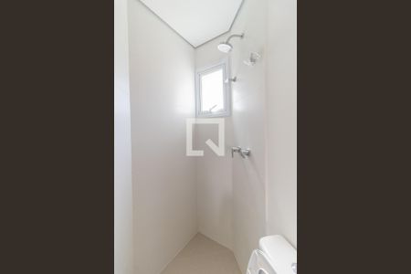 Apartamento à venda com 220m², 4 quartos e 3 vagas Apartamento à venda com 220m², 4 quartos e 3 vagasBanheiro de Serviço