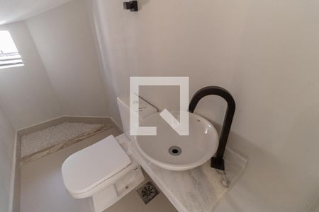 Apartamento à venda com 220m², 4 quartos e 3 vagas Apartamento à venda com 220m², 4 quartos e 3 vagasLavabo