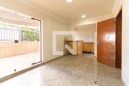 Apartamento à venda com 220m², 4 quartos e 3 vagas Apartamento à venda com 220m², 4 quartos e 3 vagasSalão de Festas