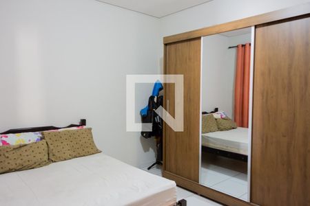 Casa à venda com 280m², 3 quartos e 2 vagas Casa à venda com 280m², 3 quartos e 2 vagasQuarto 3