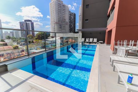 Studio para alugar com 24m², 1 quarto e sem vaga Studio para alugar com 24m², 1 quarto e sem vagaÁrea comum - Piscina
