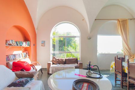 Sala de casa à venda com 5 quartos, 450m² em Vila Assunção, Porto Alegre