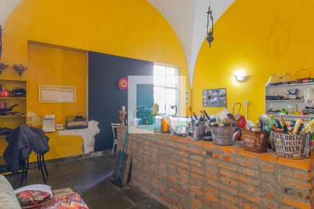 Casa à venda com 450m², 5 quartos e 3 vagas Casa à venda com 450m², 5 quartos e 3 vagasCozinha