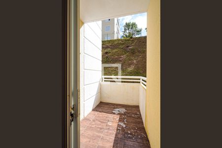 Sala - varanda de apartamento para alugar com 2 quartos, 50m² em Jardim Ísis, Cotia