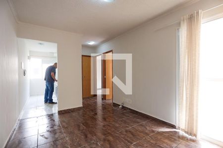 Sala  de apartamento para alugar com 2 quartos, 50m² em Jardim Ísis, Cotia