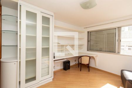 Quarto 1 - Escritório de apartamento para alugar com 3 quartos, 175m² em Jardim Paulista, São Paulo