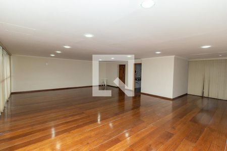 Apartamento à venda com 175m², 3 quartos e 2 vagas Apartamento à venda com 175m², 3 quartos e 2 vagasÁrea comum