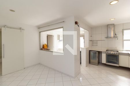Apartamento à venda com 175m², 3 quartos e 2 vagas Apartamento à venda com 175m², 3 quartos e 2 vagasCozinha