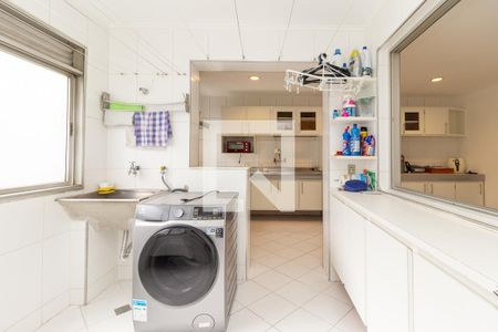 Apartamento à venda com 175m², 3 quartos e 2 vagas Apartamento à venda com 175m², 3 quartos e 2 vagasLavanderia