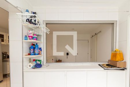 Apartamento à venda com 175m², 3 quartos e 2 vagas Apartamento à venda com 175m², 3 quartos e 2 vagasLavanderia