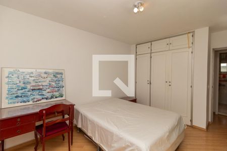 Apartamento à venda com 175m², 3 quartos e 2 vagas Apartamento à venda com 175m², 3 quartos e 2 vagasQuarto2