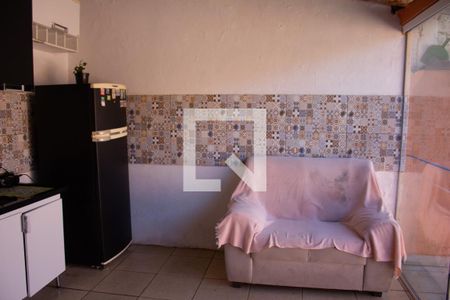 Casa para alugar com 50m², 2 quartos e 2 vagas Casa para alugar com 50m², 2 quartos e 2 vagasCozinha