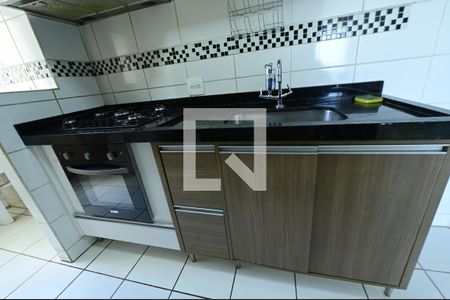 Cozinha - Armários de apartamento para alugar com 3 quartos, 70m² em Jardim Maria Inês, Aparecida de Goiânia