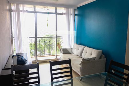 Sala de apartamento para alugar com 2 quartos, 63m² em Vila Sofia, São Paulo