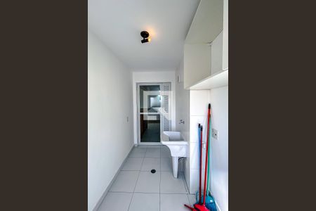 Apartamento à venda com 77m², 2 quartos e 1 vagaÁrea de Serviço