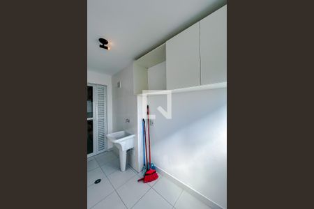 Apartamento à venda com 77m², 2 quartos e 1 vagaÁrea de Serviço