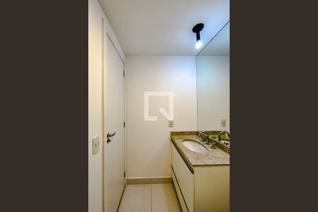 Apartamento à venda com 77m², 2 quartos e 1 vagaBanheiro