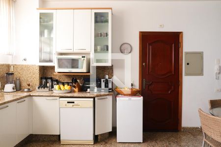 Apartamento para alugar com 200m², 3 quartos e 1 vagaCozinha
