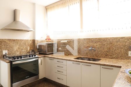 Apartamento para alugar com 200m², 3 quartos e 1 vagaCozinha
