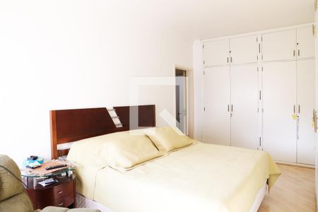 Apartamento para alugar com 200m², 3 quartos e 1 vagaSuíte