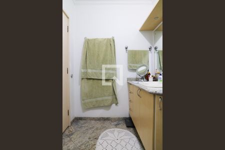 Apartamento para alugar com 200m², 3 quartos e 1 vagaBanheiro da Suíte