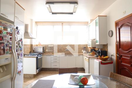 Apartamento para alugar com 200m², 3 quartos e 1 vagaCozinha