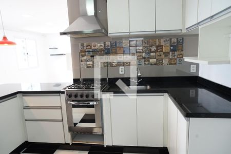 Sala/Cozinha de apartamento à venda com 3 quartos, 66m² em Vila Augusta, Guarulhos