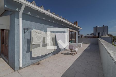 Apartamento à venda com 240m², 4 quartos e 1 vaga Apartamento à venda com 240m², 4 quartos e 1 vagaTerraço