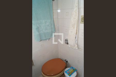 Casa para alugar com 120m², 2 quartos e 1 vaga Casa para alugar com 120m², 2 quartos e 1 vagaBanheiro