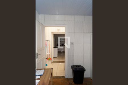 Casa para alugar com 120m², 2 quartos e 1 vaga Casa para alugar com 120m², 2 quartos e 1 vagaLavanderia