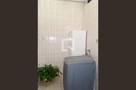 Casa para alugar com 120m², 2 quartos e 1 vaga Casa para alugar com 120m², 2 quartos e 1 vagaLavanderia