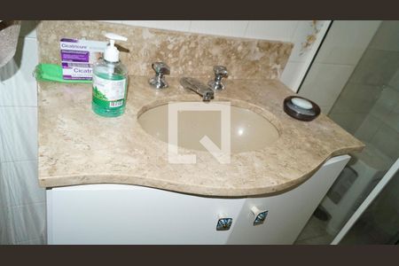 Casa para alugar com 120m², 2 quartos e 1 vaga Casa para alugar com 120m², 2 quartos e 1 vagaBanheiro