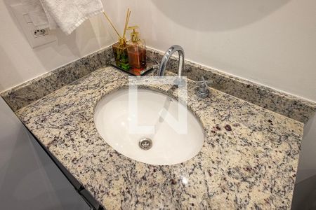 Apartamento à venda com 68m², 2 quartos e 1 vagaSuíte - Banheiro