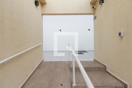 Studio para alugar com 39m², 1 quarto e sem vaga Studio para alugar com 39m², 1 quarto e sem vagaCondomínio - Entrada