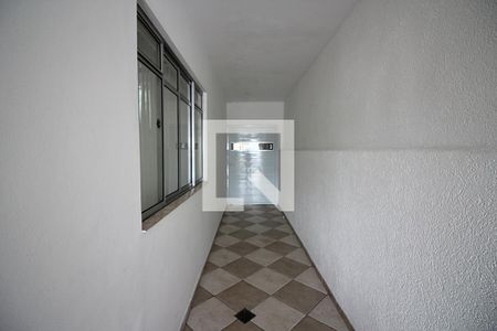 Casa à venda com 240m², 3 quartos e 2 vagasCorredor