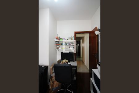 Casa à venda com 240m², 3 quartos e 2 vagasQuarto 2