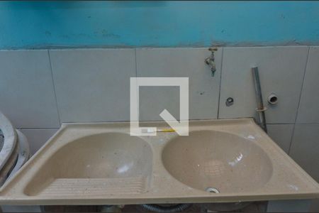 Casa de condomínio à venda com 180m², 4 quartos e 1 vaga Casa de condomínio à venda com 180m², 4 quartos e 1 vagaÁrea de serviço