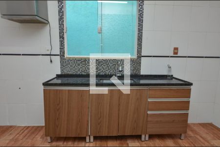 Casa de condomínio à venda com 180m², 4 quartos e 1 vaga Casa de condomínio à venda com 180m², 4 quartos e 1 vagaCozinha