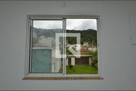 Casa de condomínio à venda com 180m², 4 quartos e 1 vaga