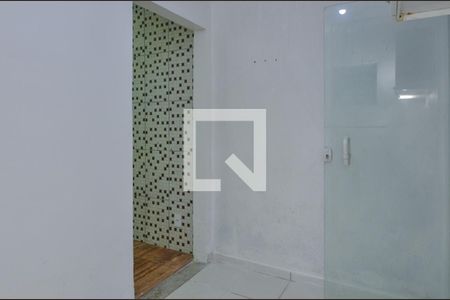 Casa de condomínio à venda com 180m², 4 quartos e 1 vaga Casa de condomínio à venda com 180m², 4 quartos e 1 vagaÁrea de serviço