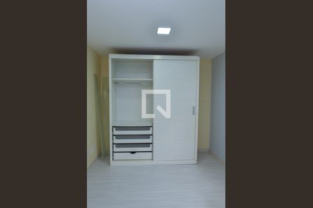 Casa de Condomínio à venda com 4 quartos, 180m² em Vargem Grande, Rio de Janeiro