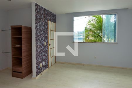 Casa de condomínio à venda com 180m², 4 quartos e 1 vaga Casa de condomínio à venda com 180m², 4 quartos e 1 vagaSuite