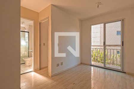 Sala de apartamento para alugar com 2 quartos, 44m² em Parque Industrial Cumbica, Guarulhos