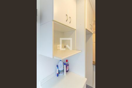 Apartamento para alugar com 54m², 2 quartos e 1 vaga Apartamento para alugar com 54m², 2 quartos e 1 vagaCozinha e Lavanderia