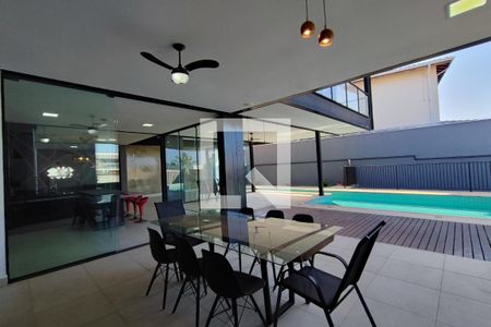 Casa de condomínio à venda com 520m², 4 quartos e 5 vagasÁrea gourmet